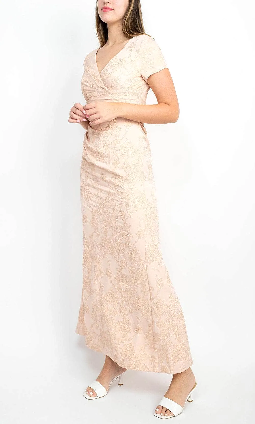 Adrianna Papell AP1E209340 - V-Neck Ruched Evening Gown