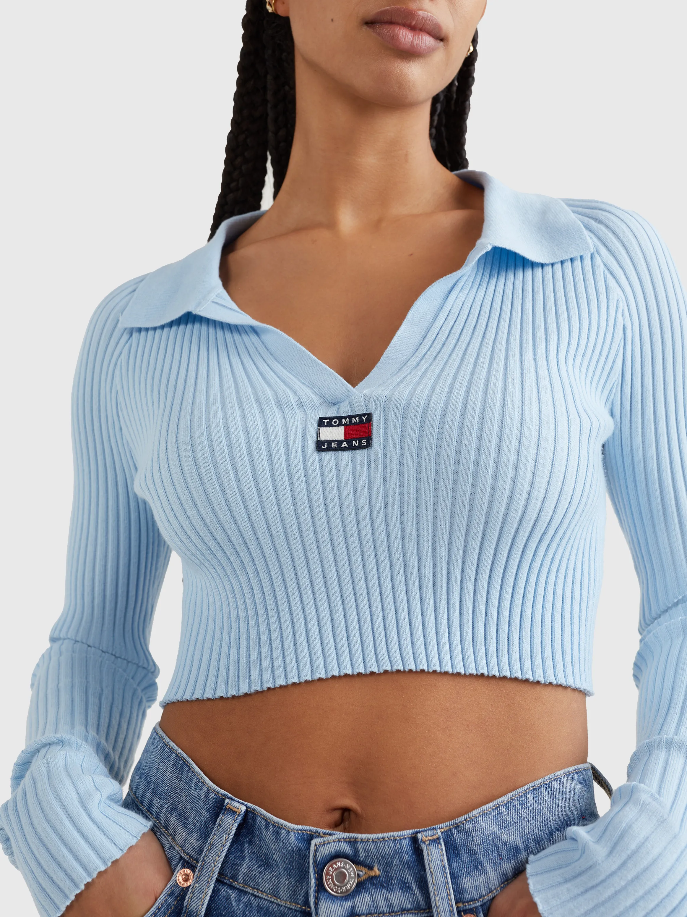 Badge Rib-Knit Cropped Jumper | Sweatshirts & Hoodies | Tommy Jeans