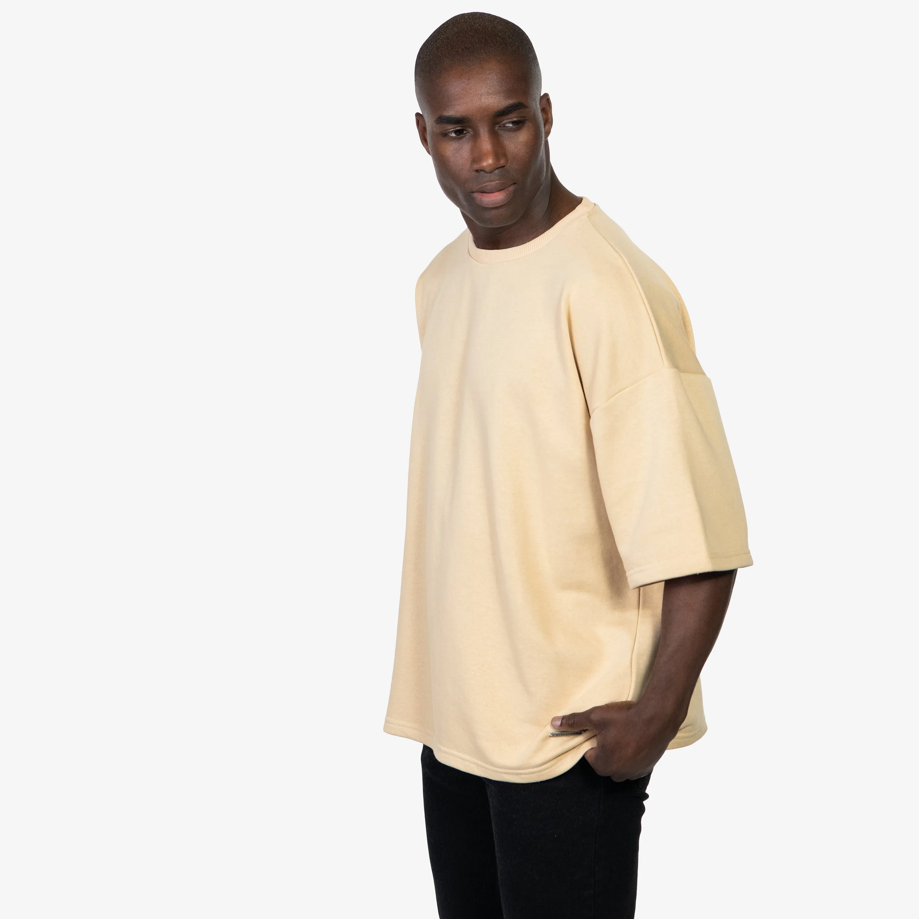 BASIC BEIGE TEE