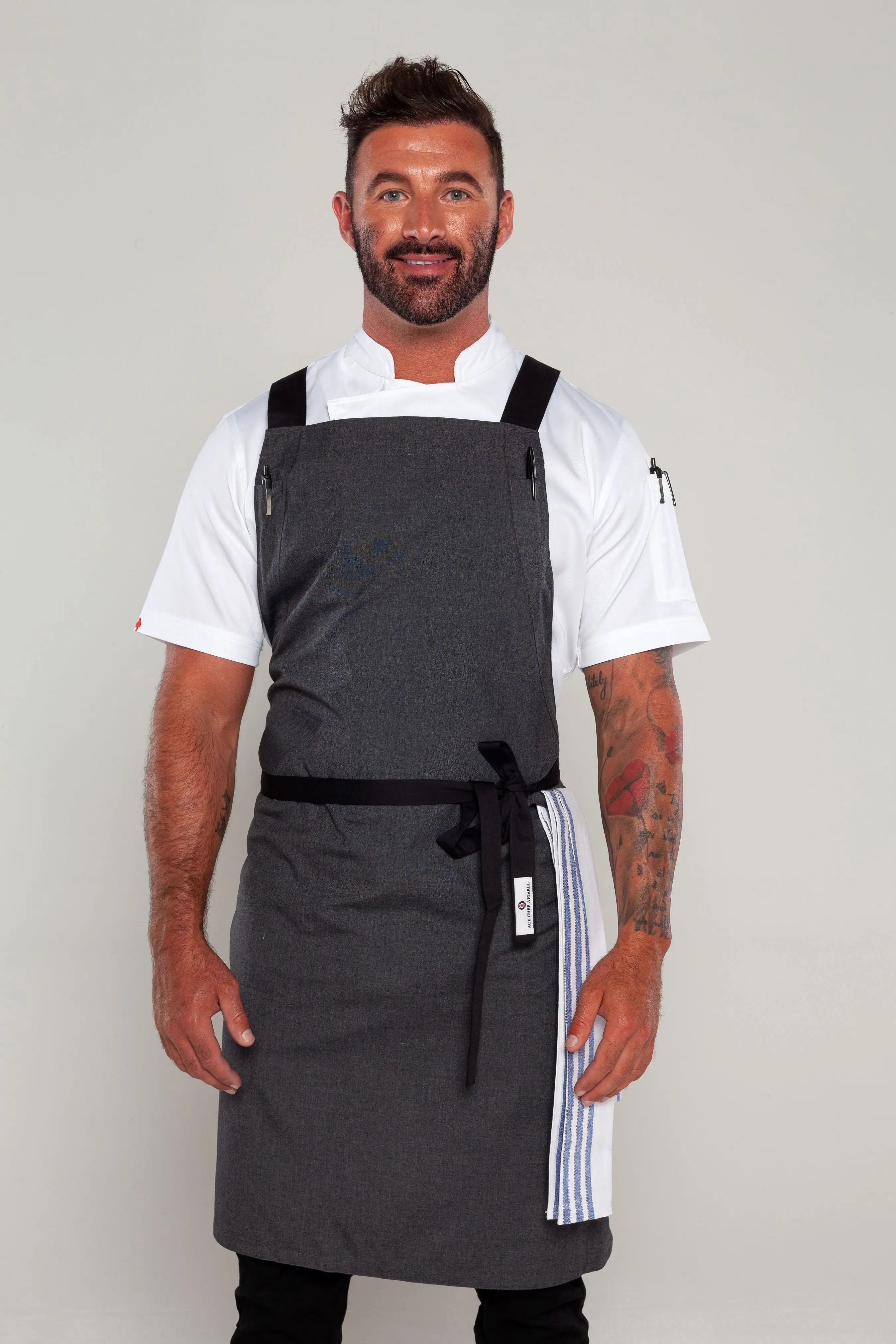 BYRON Crossover Chef apron byron charcoal grey with black straps