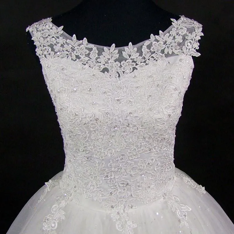 Embroidered Beading Vintage Lace Wedding Dress with Sweet Straps