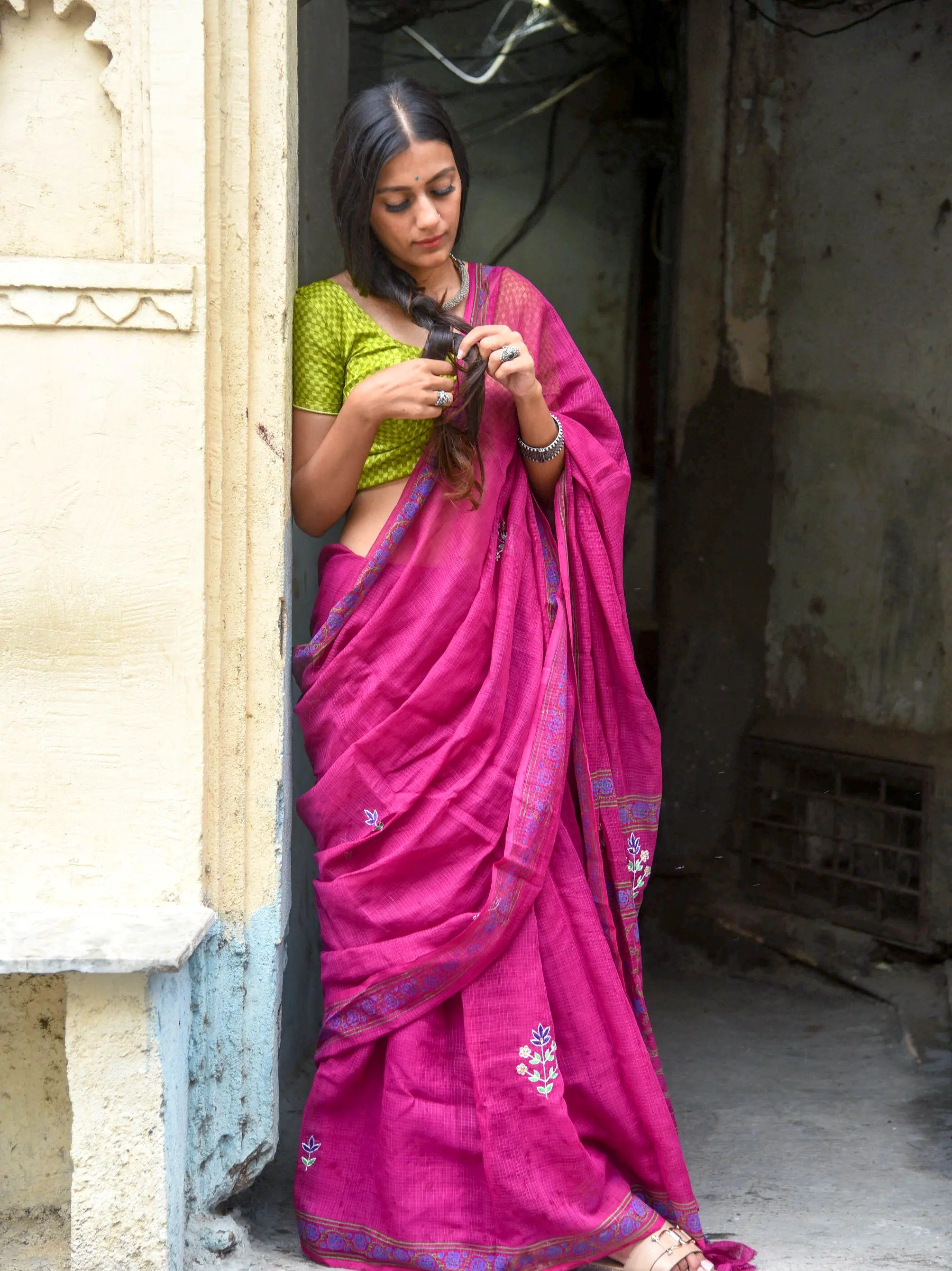 Kaisori Kota saree - Nishika embroidered and handblockprinted Kota saree