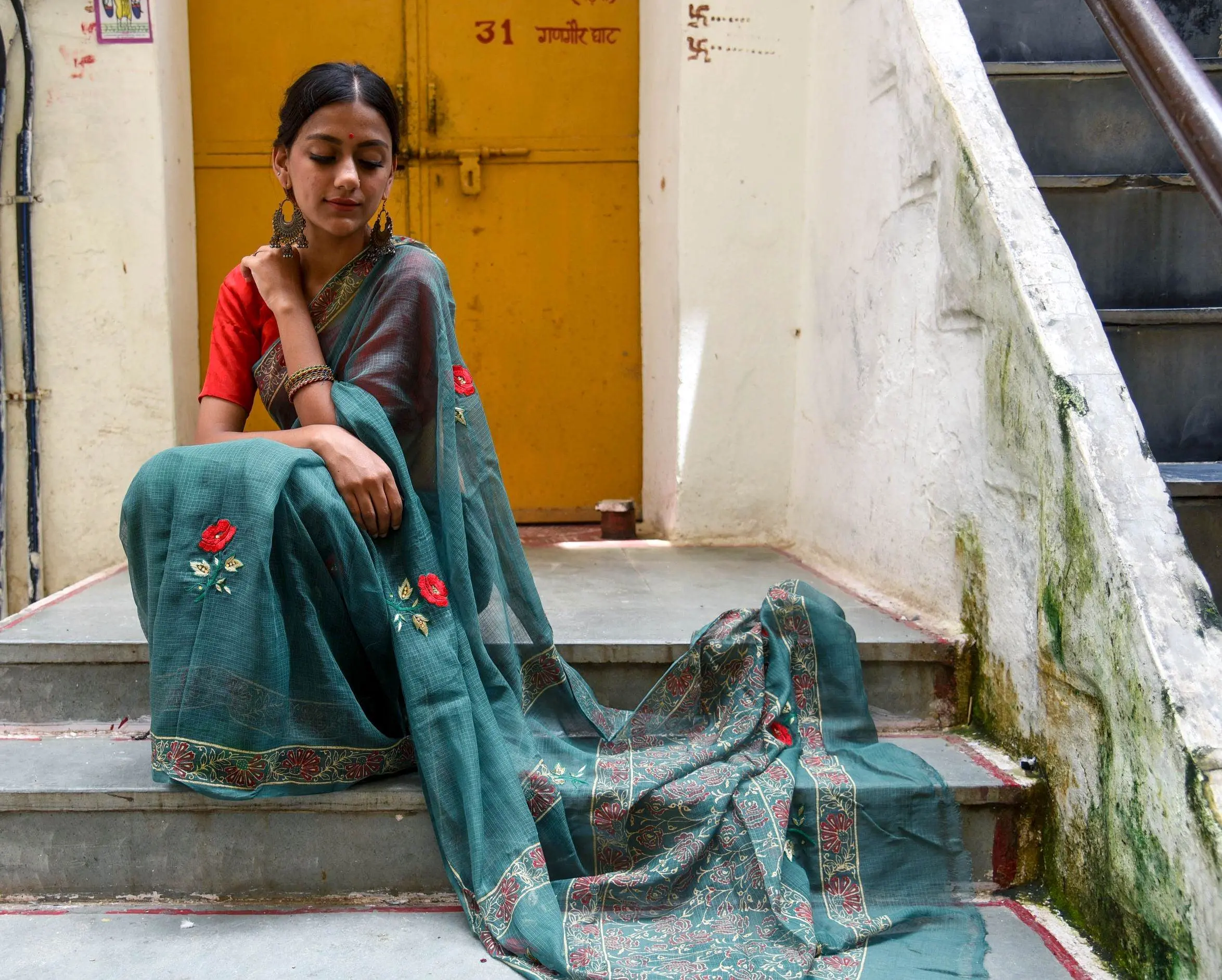 Kaisori Kota saree - Togor embroidered and handblockprinted Kota saree