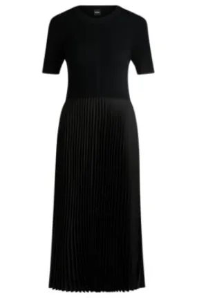 Mixed-material dress with plissé skirt