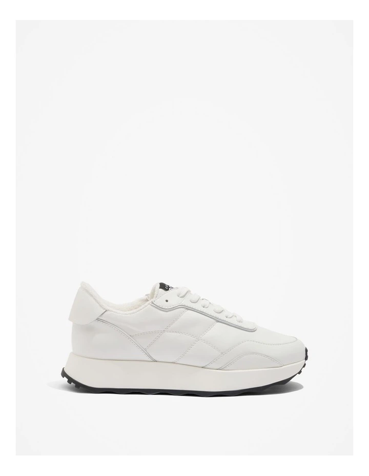 Tobi Sneaker in White